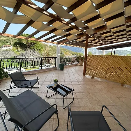 Sea La Vie By Kalliope *